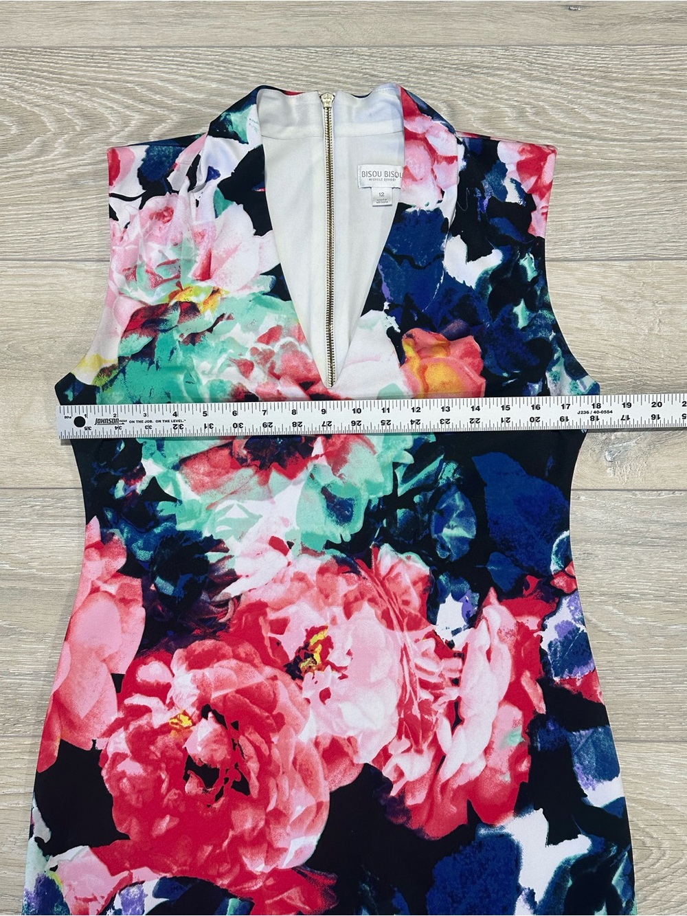 Bisou Bisou Floral Sheath Dress Size 12 Watercolor Print V Neck - Picture 5 of 9